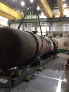 Air Skates from LGH moving a large cargo tank.