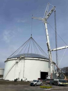 Collector ring dome lift Aston tank farm thackray crane and LGH