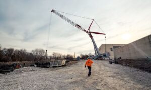 Wilkerson Crane on the job site for the data center overhaul in Kansas City.